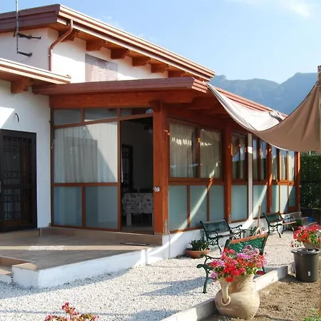 Madre Terra Ferienhaus *